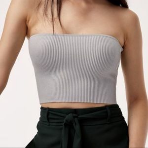 Aritzia Babaton Essamba Top